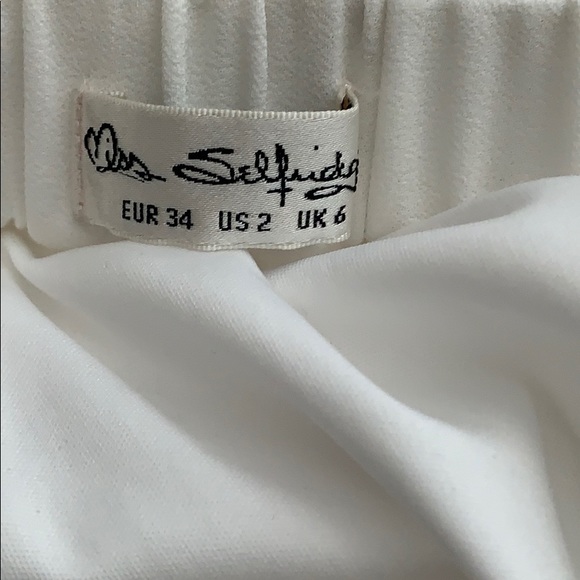 Ivory flowy skirt purchased in UK - Picture 2 of 2